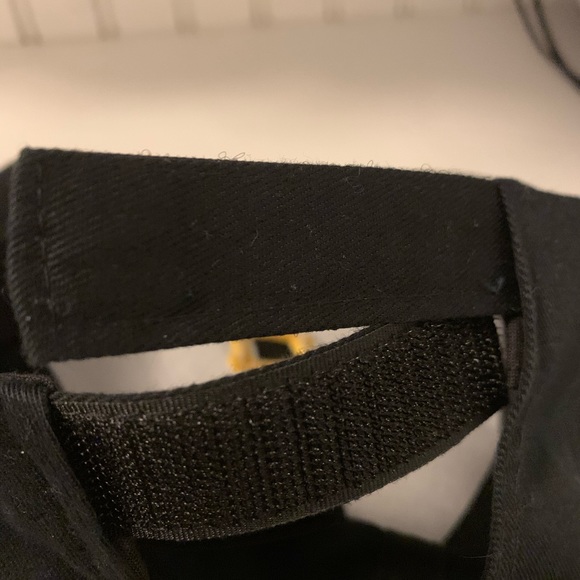 Varsity Letter P Baseball Mom Hat - Picture 3 of 4